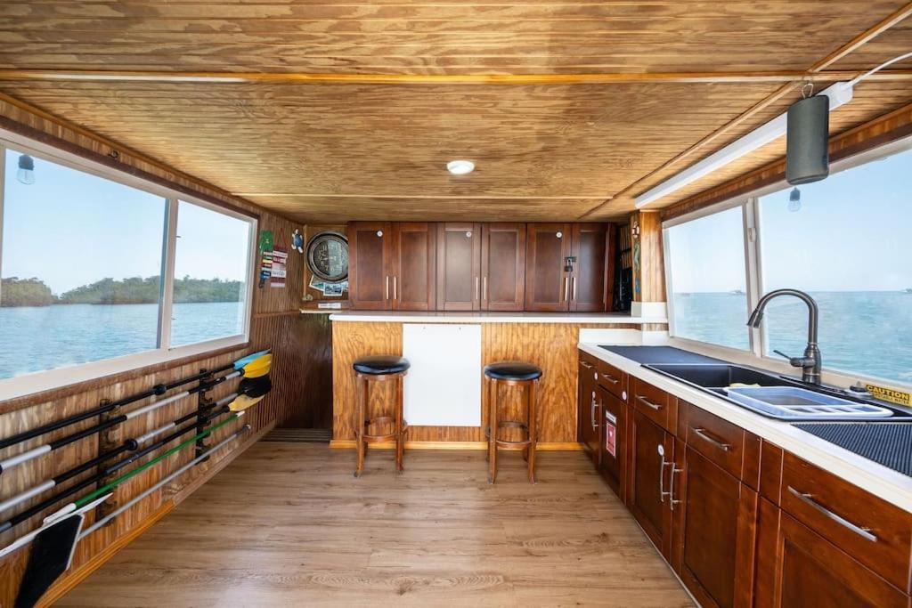 Beautiful Houseboat In Key West Hotel Luaran gambar